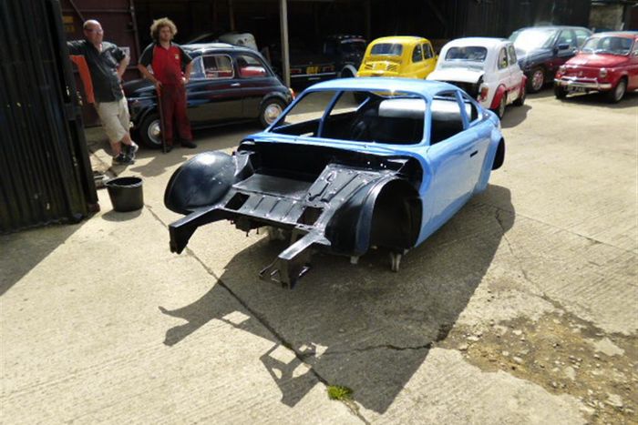 Abarth Simca 1300 Longnose Restoration - Photographs by: AMPaquete